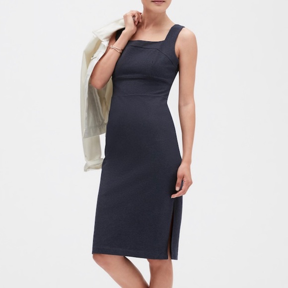 Banana Republic Factory Dresses & Skirts - NWT Banana Republic Petite Square Neck Midi Dress